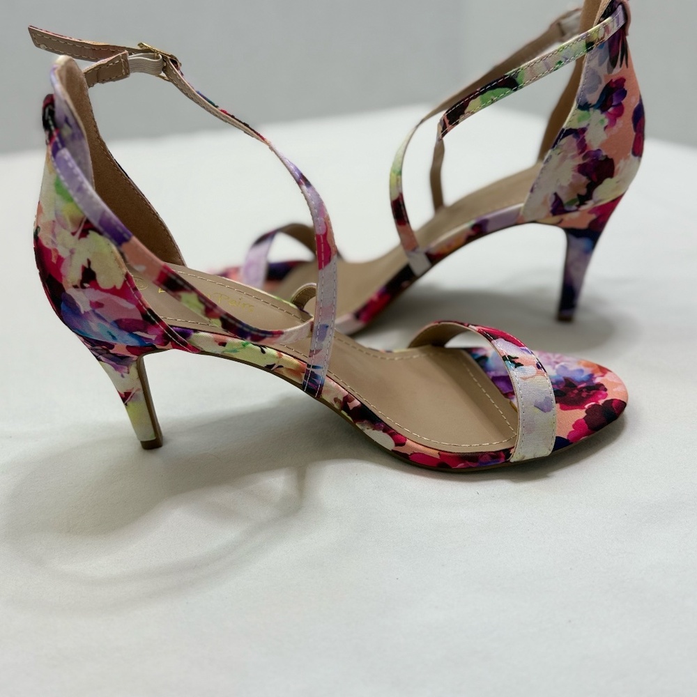 Dream Pairs Floral Strappy Heels Size 9.5 Multicolor Ankle Strap Stiletto Sandal - Picture 3 of 7